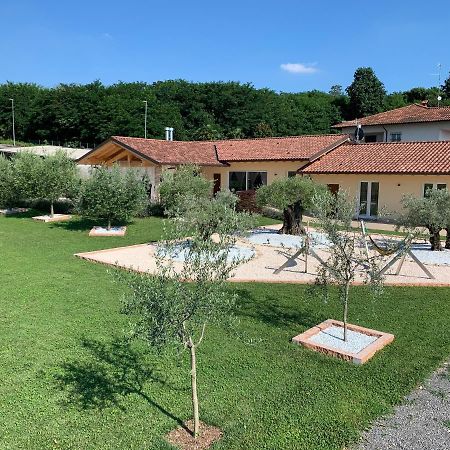 B&B Alciliegio Casnate Con Bernate Экстерьер фото